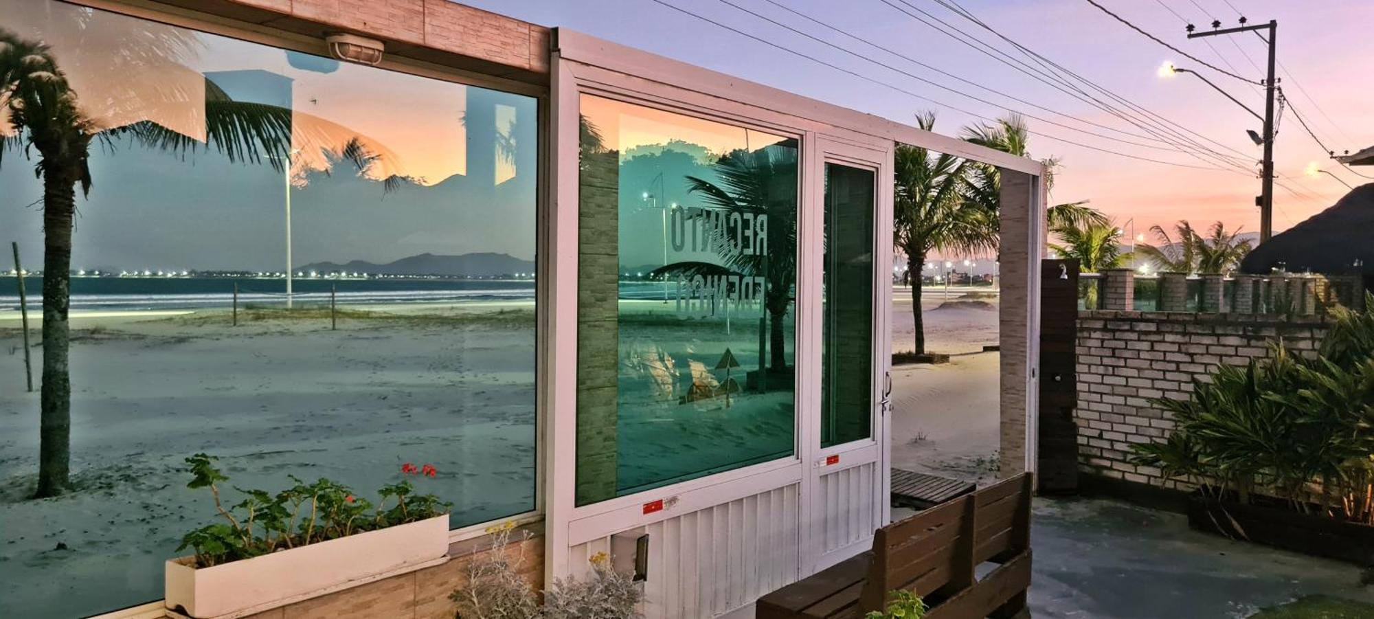 Pousada Recanto Edenico - A Beira Mar Da Praia Ponta Do Papagaio, Palhoca Sc Exterior foto